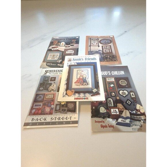 Lot Of 5 80s Folk Art Country Themed Counted Cross Stitch Patterns Bunnies Geese - Picture 1 of 15